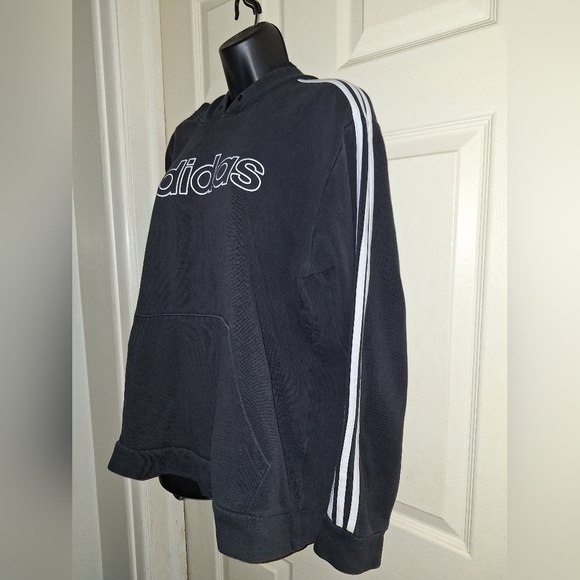 Adidas sweatshirt size large - Picture 4 of 6